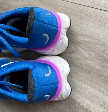 Tweedehands New Balance Fresh Foam X More v4 bike — afbeelding 5 van 7