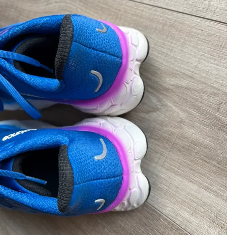 Tweedehands New Balance Fresh Foam X More v4 bike — afbeelding 5 van 7