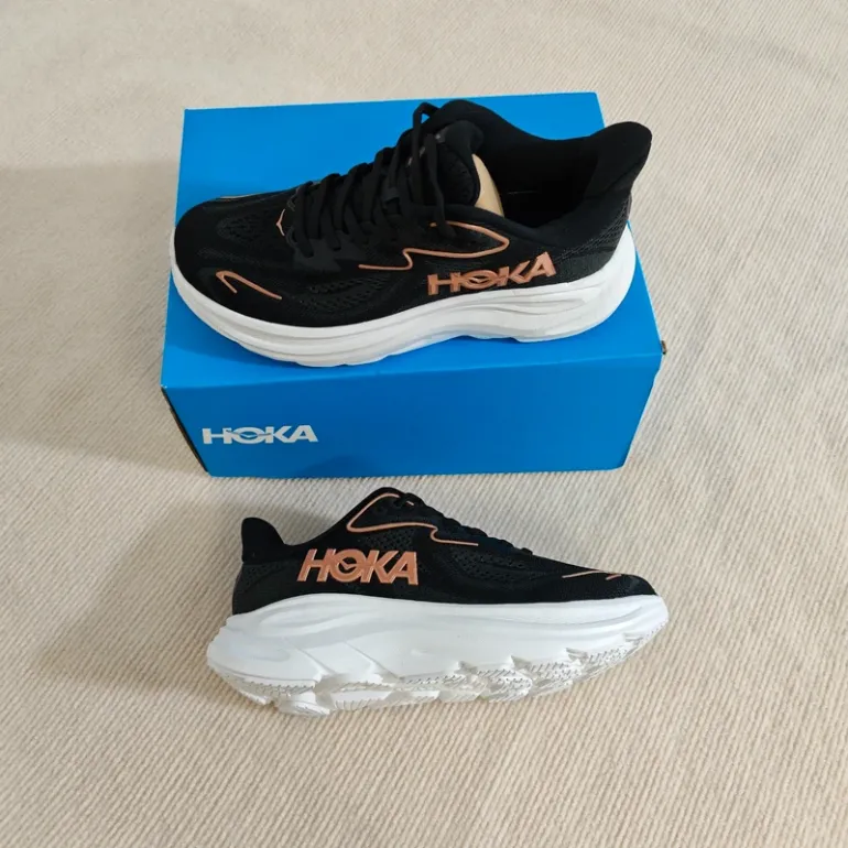 Used Hoka Chaussures de course 10e génération bike — image 2 of 8