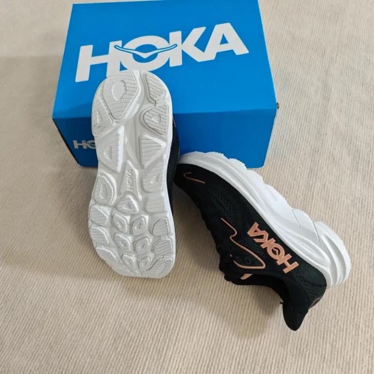 Used Hoka Chaussures de course 10e génération bike — image 7 of 8