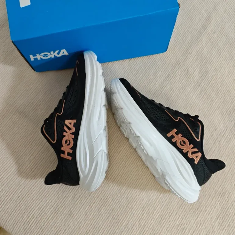 Used Hoka Chaussures de course 10e génération bike — image 8 of 8
