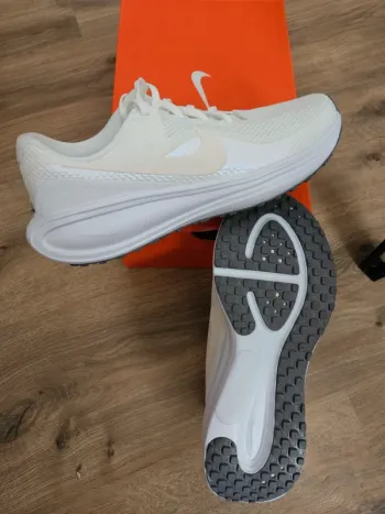 Brugt Nike Revolution 8 Running Shoes