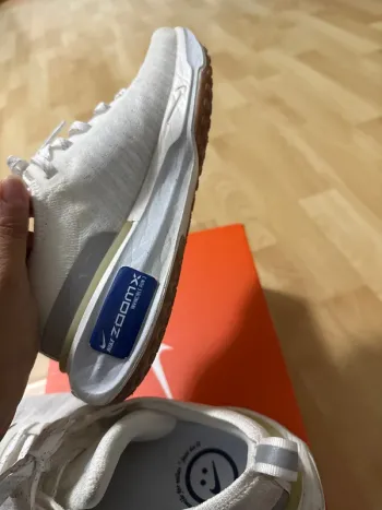 Tweedehands Nike ZoomX Invincible Run 3 bike — afbeelding 9 van 12
