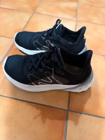 Tweedehands New Balance Sportschuhe Running Shoes