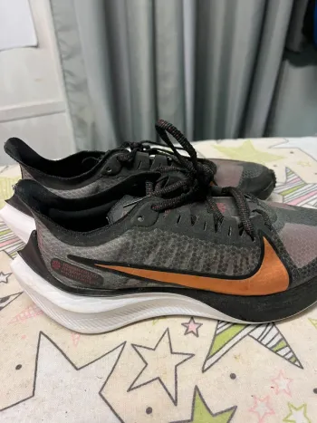 Nike Zoom Gravity Running Shoes de segunda mano