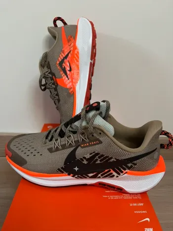 Gebrauchtes Pegasus Trail 5 Running Shoes