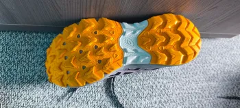 Used Asics Gel Venture 10 bike — image 3 of 5