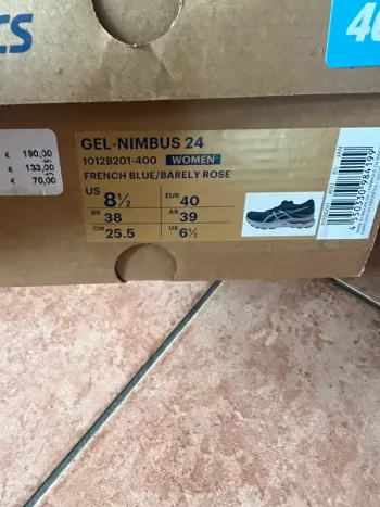 Scarpa Gel Nimbus 24 Running Shoes de segunda mano