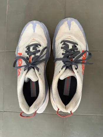 Tweedehands Orange Hoka Sportschuhe Running Shoes
