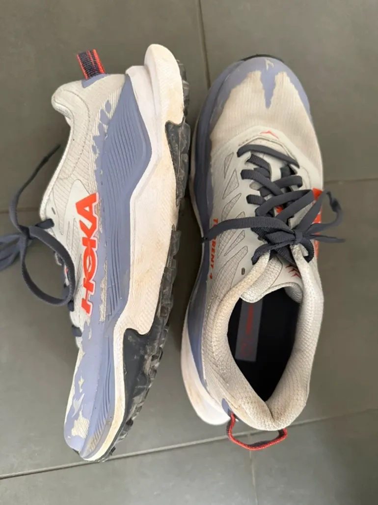 Tweedehands Orange Hoka Sportschuhe bike — afbeelding 3 van 4