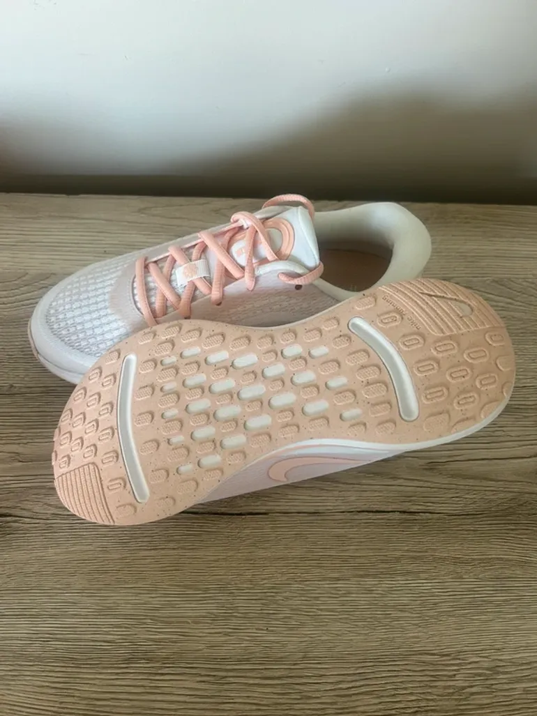 Gebrauchtes Nike Running Shoes bike — Bild 4 von 5