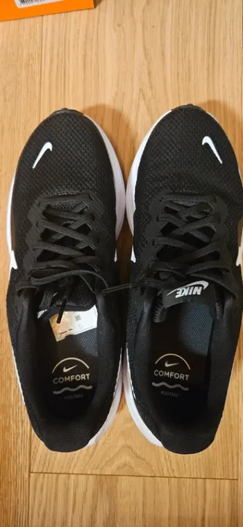 Nike Revolution 8 Running Shoes de segunda mano