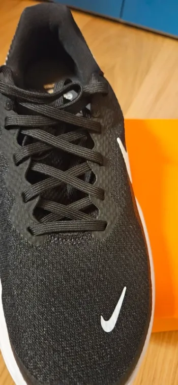Nike Revolution 8 bike de segunda mano — imagen 2 de 7