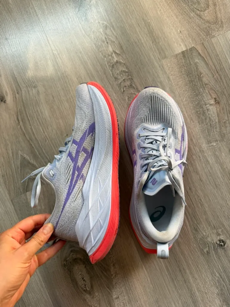 Used Asics Superblast 2 bike — image 3 of 6