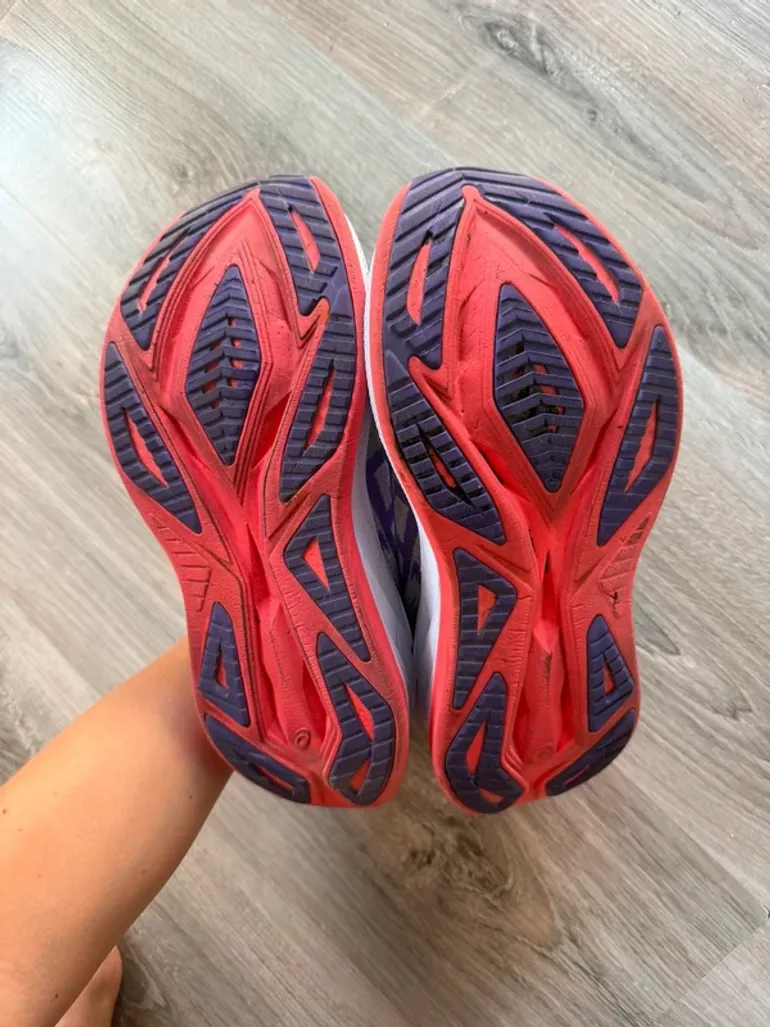 Used Asics Superblast 2 bike — image 5 of 6