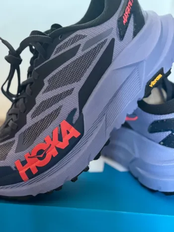 Tweedehands Ideal HOKA Laufschuhe bike — afbeelding 2 van 3