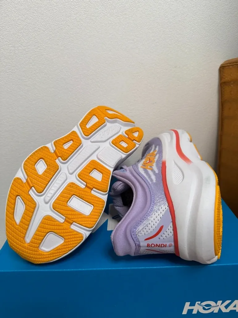 Used Hoka Running Shoes bike — image 4 of 6