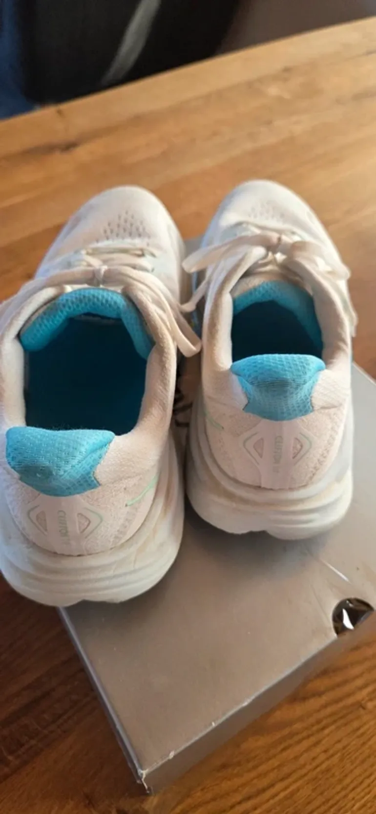 Použité Hoka Laufschuhe bike — obrázek 4 z 5