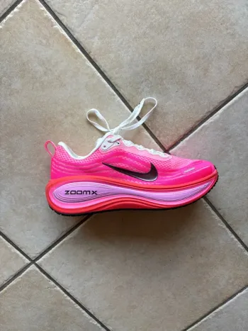 Used Nike Zoom Vomero bike — image 4 of 5