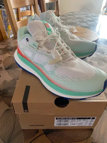Salomon Ultra Glide 2 Running Shoes usato