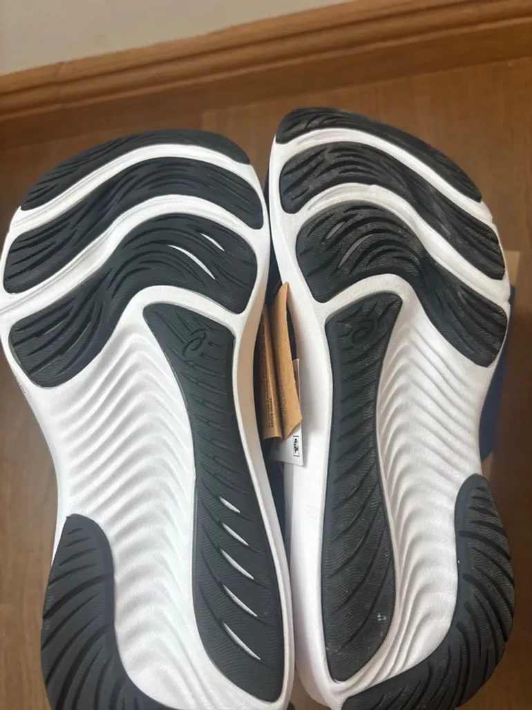 Asics Gel-Pulse 14 bike usato — immagine 7 di 8