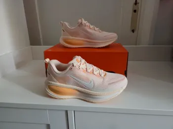 Gebrauchtes Pegasus Vomero 18 Running Shoes
