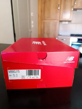 Used New Balance Fresh Foam M880J15 bike — image 5 of 5