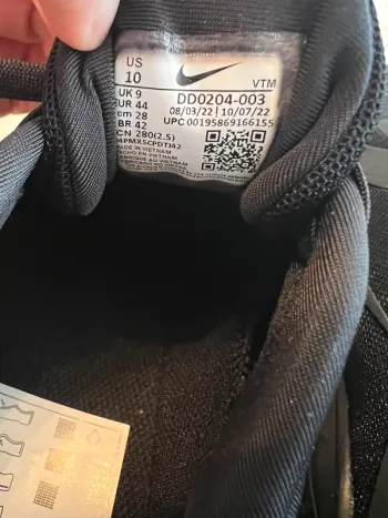 Used Nike Sneaker bike — image 5 of 6