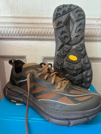 Used Hoka Mafate Speed 4 Lite bike — image 3 of 4