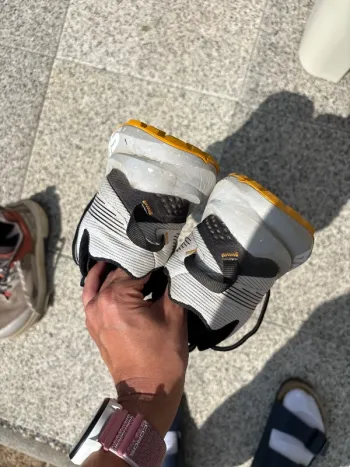 Scarpa Spin Planet bike usato — immagine 2 di 7