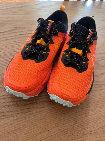 Used Asics Gel Trabuco 13 Running Shoes