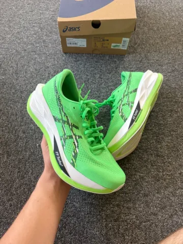 Used Asics Sonicblast Running Shoes