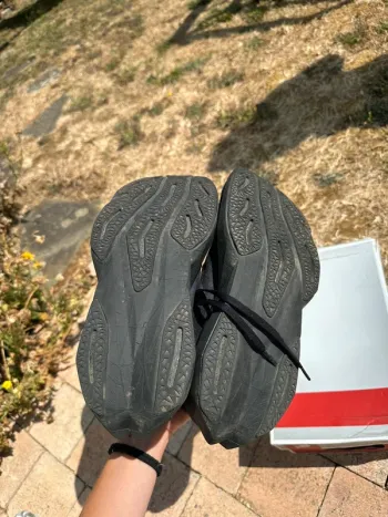 Used New Balance Rebel bike — image 3 of 6