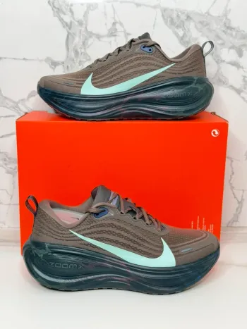 Nike Vomero Plus bike de segunda mano — imagen 2 de 9