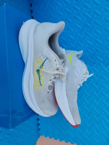 Used Hoka Mach 6 Running Shoes