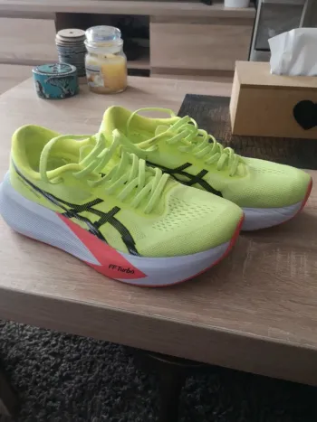 Gebrauchtes Asics Meta Speed 4 bike — Bild 2 von 5