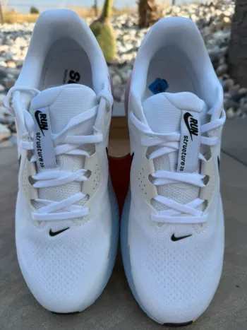 Nike Structure 26 Running Shoes d'occasion