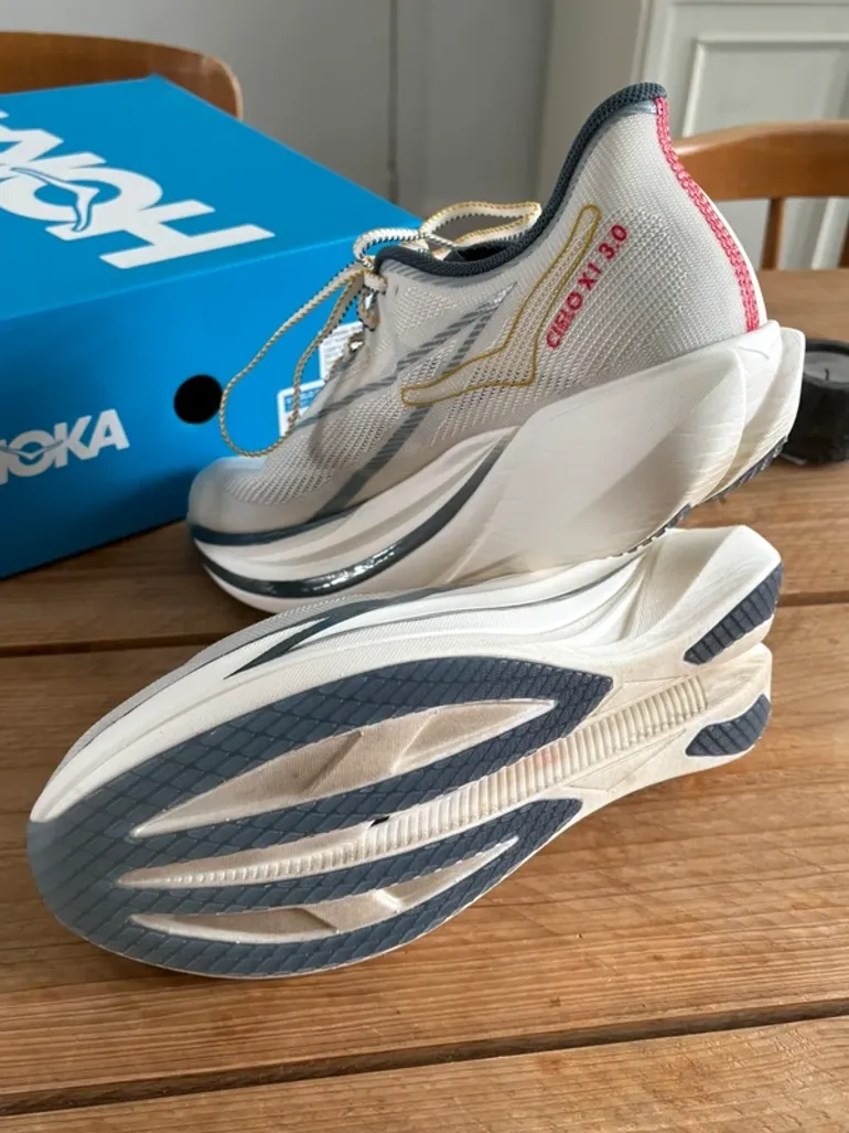 Used Hoka Cielo X1 3.0 bike — image 4 of 9