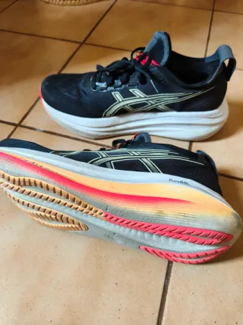 Used Asics Nimbus 27 bike — image 3 of 4