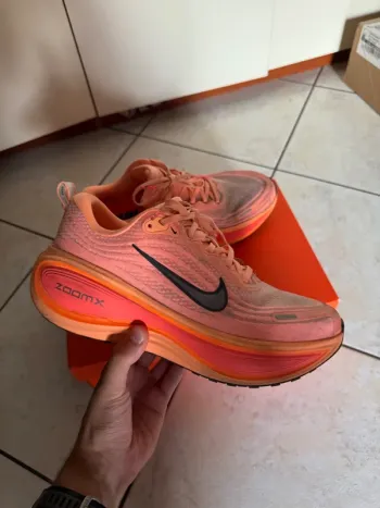 Used Nike Vomero Plus Running Shoes