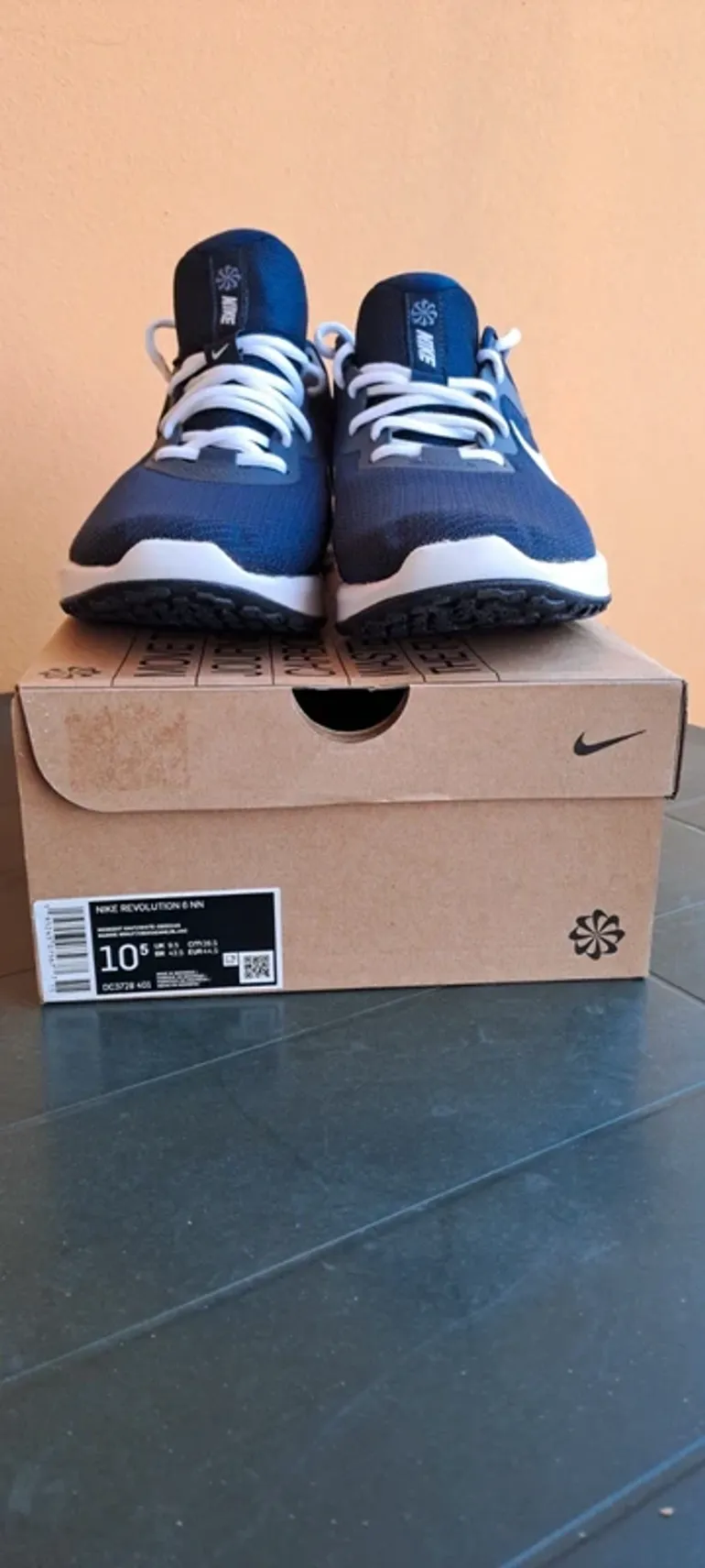 Brugt Nike Revolution 6 bike — billede 2 af 9