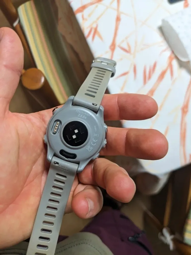 Garmin Forerunner 255s bike d'occasion — image 3 sur 4