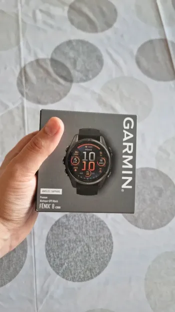 Tweedehands Premium Fenix 8 43mm Amoled Sapphire bike — afbeelding 2 van 10