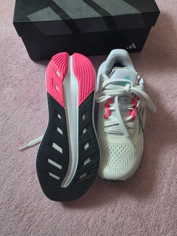 Used Adidas Questar 3 W bike — image 3 of 5