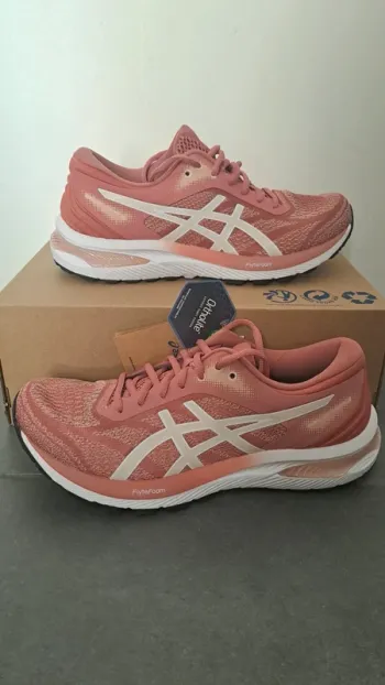 Used Asics Gel-Glorify 5 Running Shoes