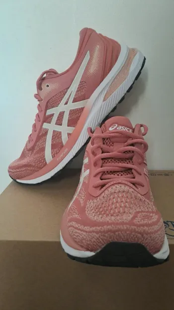 Used Asics Gel-Glorify 5 bike — image 2 of 11