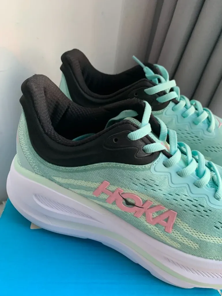 Hoka Running Shoes Size 41 bike d'occasion — image 4 sur 7