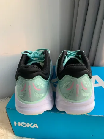 Hoka Running Shoes Size 41 bike d'occasion — image 5 sur 7