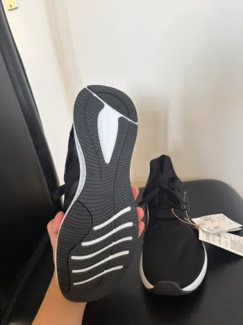 Used Adidas Laufschuhe Schwarz bike — image 3 of 7
