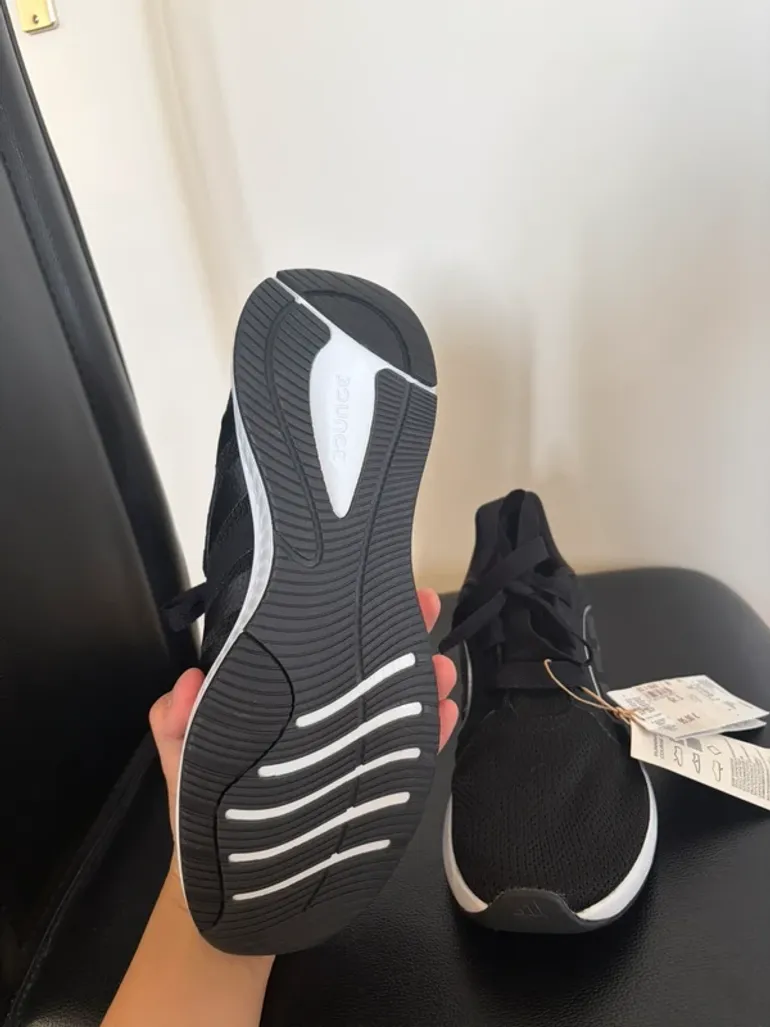 Used Adidas Laufschuhe Schwarz bike — image 3 of 7